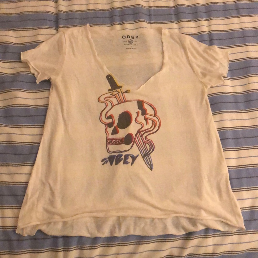 OBEY T-shirt